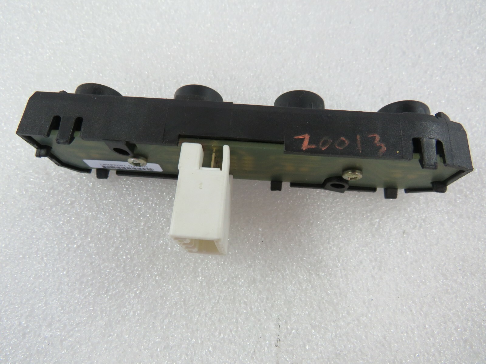 Maserati Quattroporte, RH, Right, Radio Buttons, Used, P/N 197804