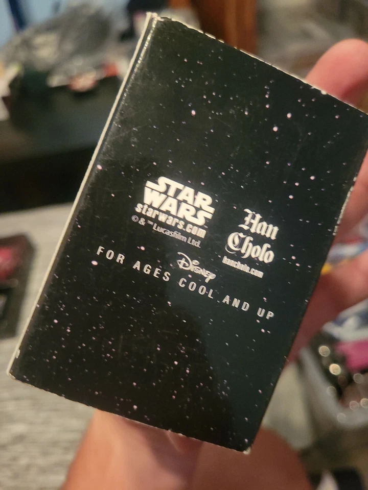 Colar Star Wars May The Force Be With You Série Sombra - Ouro Han Cholo NOVO - Imagem 4 de 4