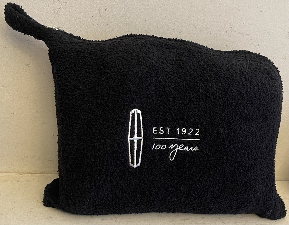 KASHWERE TRAVEL BLANKET in Zipper Bag Lincoln Motor Company