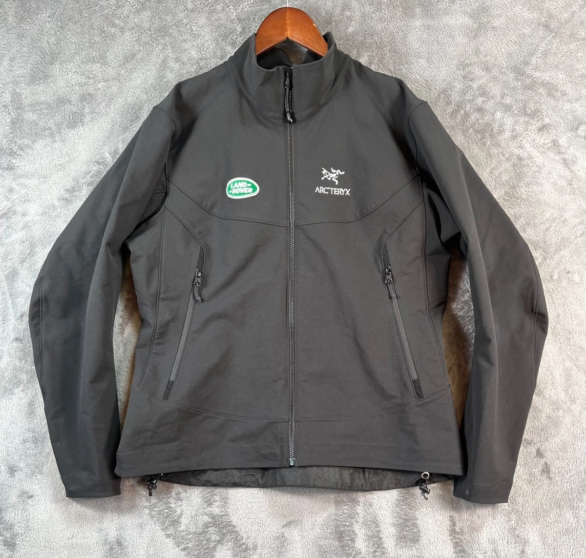 Arc'teryx Regular Size XL Coats, Jackets & Vests for Women for
