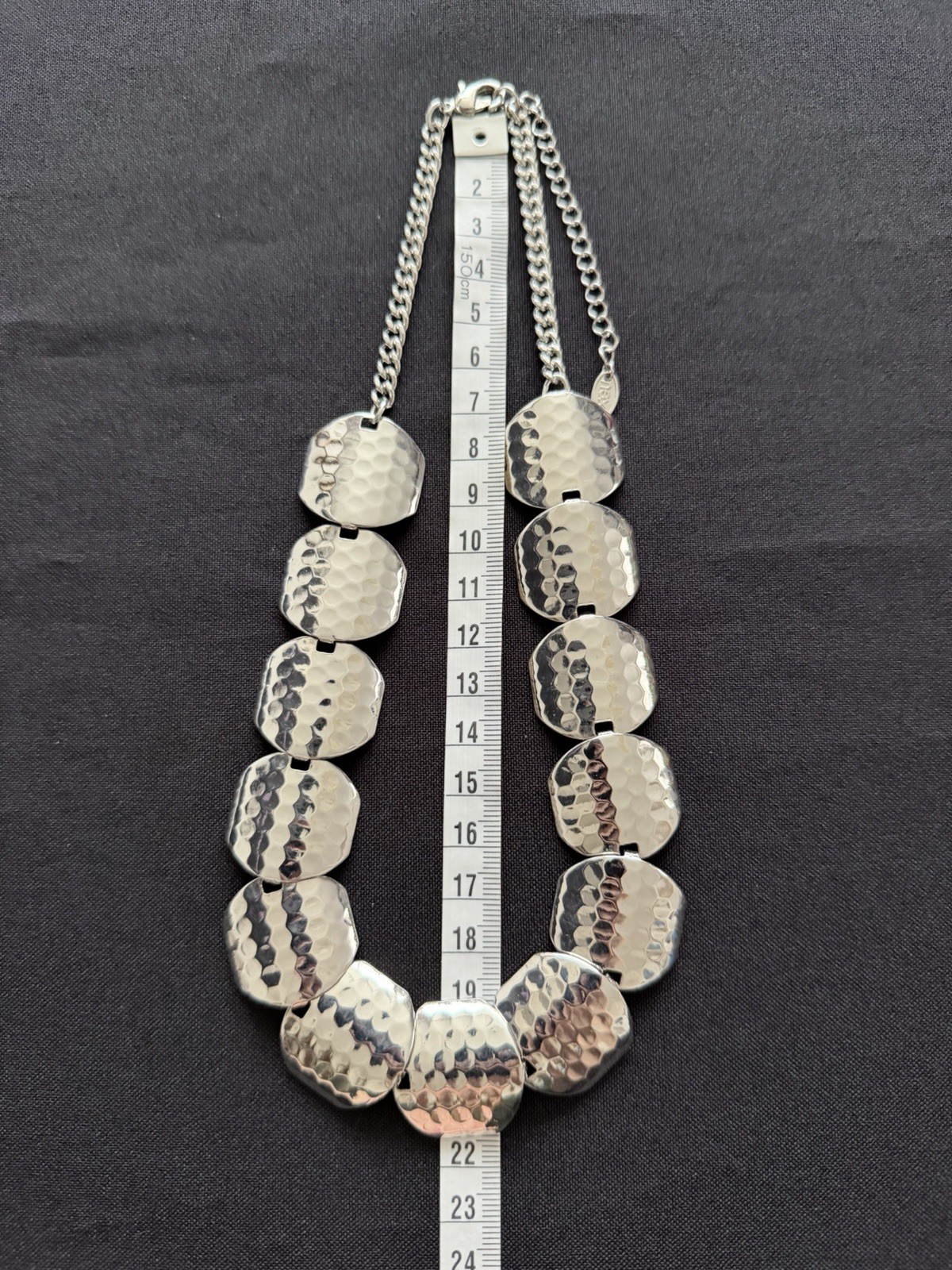 Vintage Interlocking Hammered Link Lightweight Si… - image 6