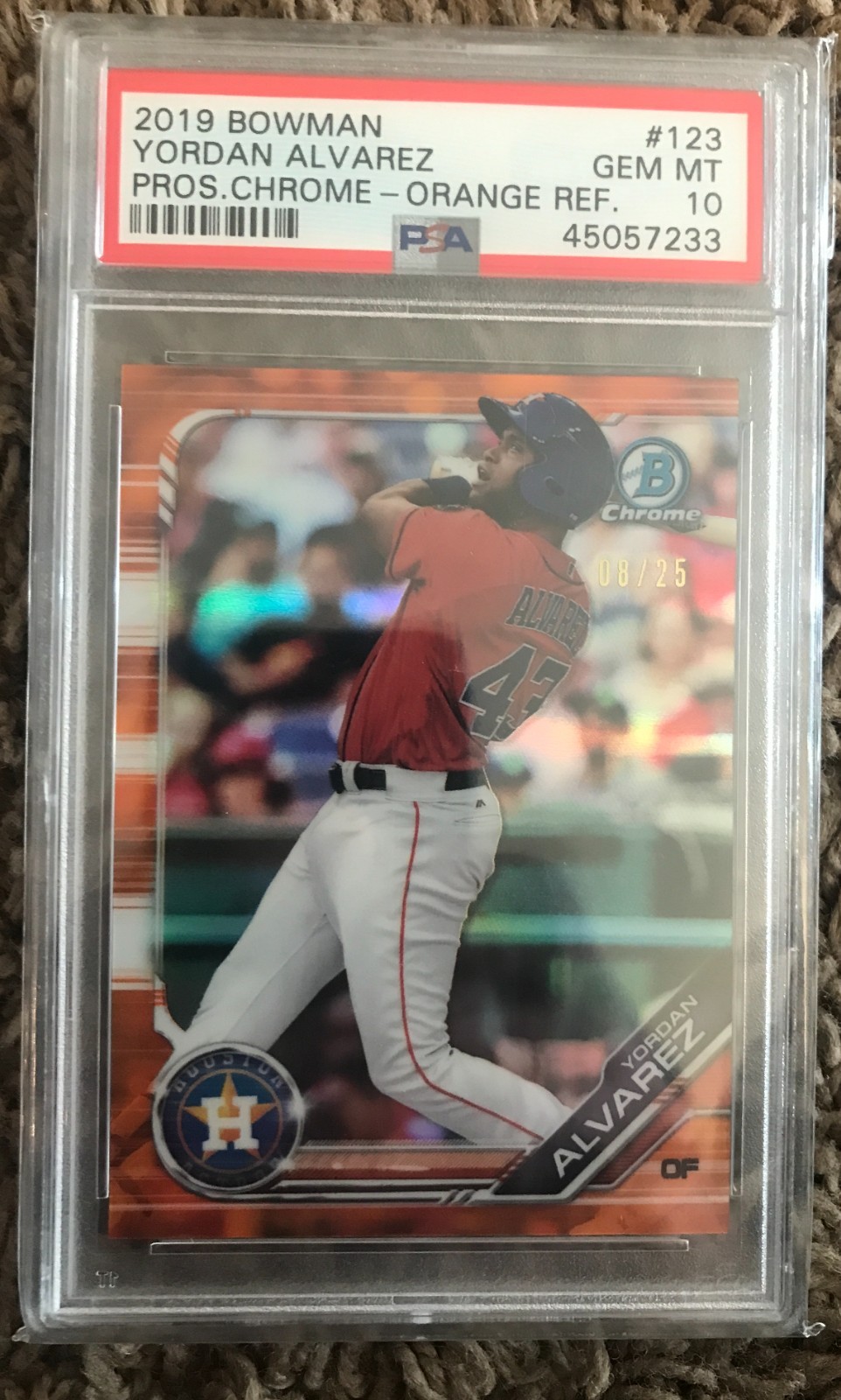 2019 Bowman - Chrome Prospects Yordan Alvarez #BCP-123 - Orange Refractor - 8/25 view 1