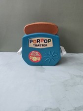 VINTAGE POP POP TOASTER PLAY PRETEND CHILD'S PLASTIC TOY W/TOAST