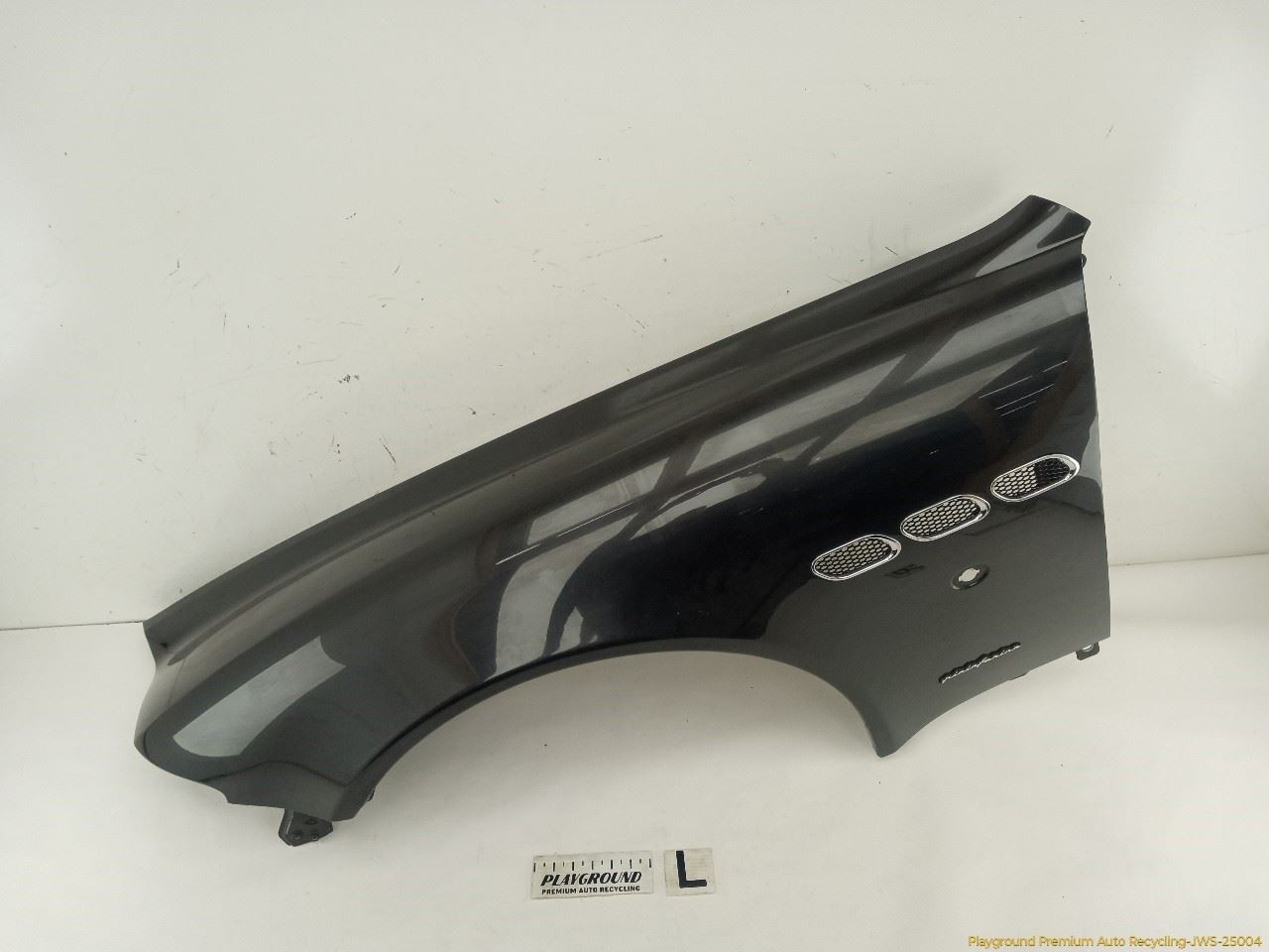 Maserati Quattroporte M139 Driver Left Front Fender Panel Fits 2006-2008 06 07