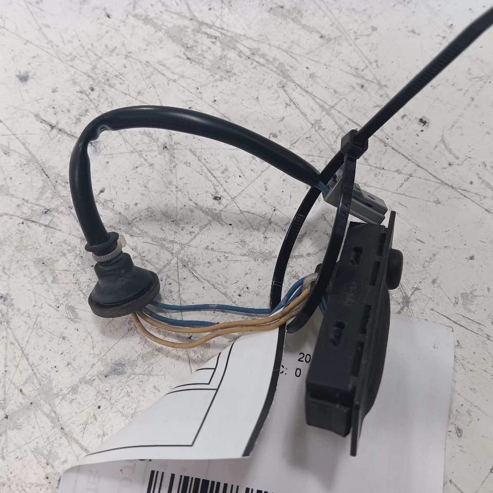 Nissan LEAF Trunk Release Open Button 2013 2014 2015 2016 2017 OEM