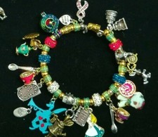ALICE IN WONDERLAND charm bracelet w/charms PLUS matching key ring NWT