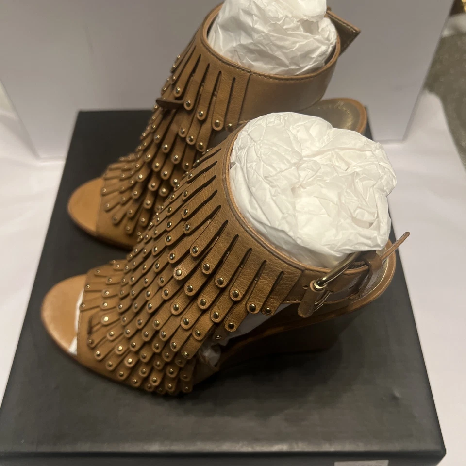 Zapatos para mujer Report Signature Macy’s de cuero 7-1/2 Foto 2 de 4