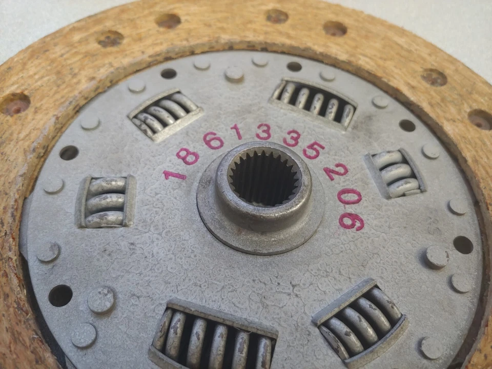 EXCELLENT NOS ORIGINAL GENUINE SACHS AUDI 100 CLUTCH DISC 1971-76 1.8 1.9 - Image 2 of 4