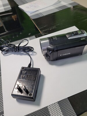 Canon Vixia HF R10 HD Digital Camcorder and charger
