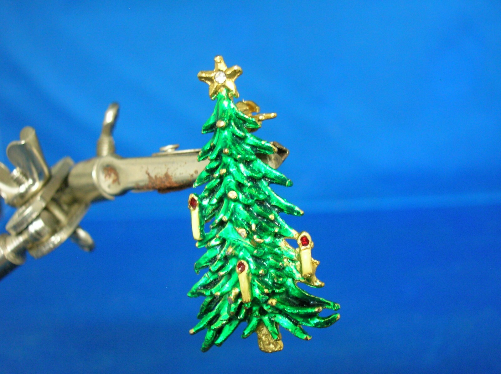 Vintage Christmas Tree Pin, gold tone and green enamel eBay