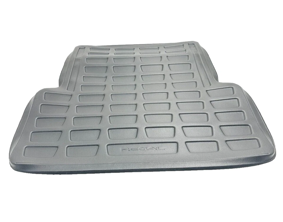 GM 2018-2020 Buick Regal Sportback Cargo Mat Black w/Regal letters 39105580 - Изображение 2 из 3