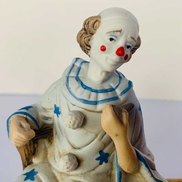 Circus clown figurine carnival sculpture creepy Royal Crown 1985 Arnart