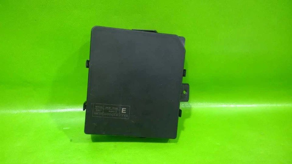 11 12 CAJA RELÉ FUSIBLES MOTOR TITANIO OEM 4202-20 Foto 2 de 4