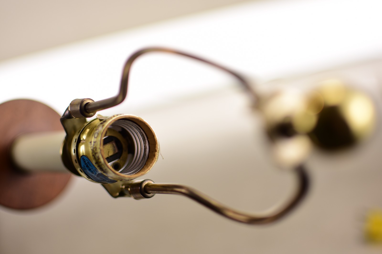 Raymond Waites Table Lamp Tyndale Fredrick Coope 35in