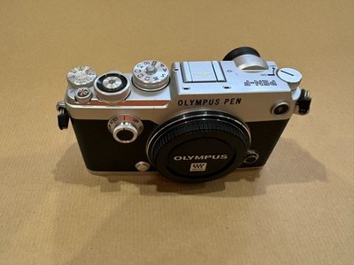 Olympus PEN F Silber mit M.Zuiko 14 42 EZ - OVP - sehr gepfleger Sammlerzustand
