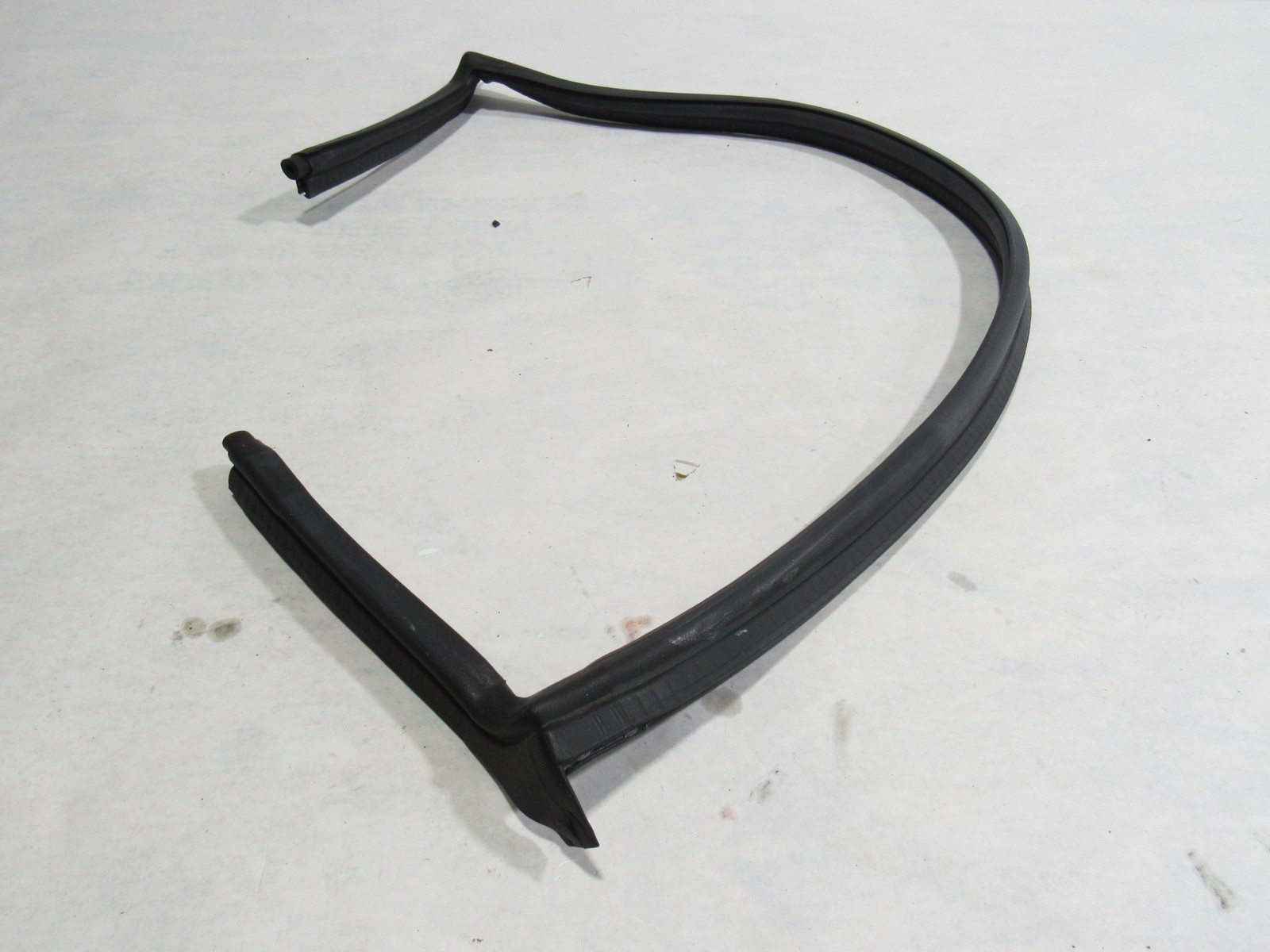 17-20 Mclaren 720S 720 2020 Spider Rear Glass Weather Strip Seal #3