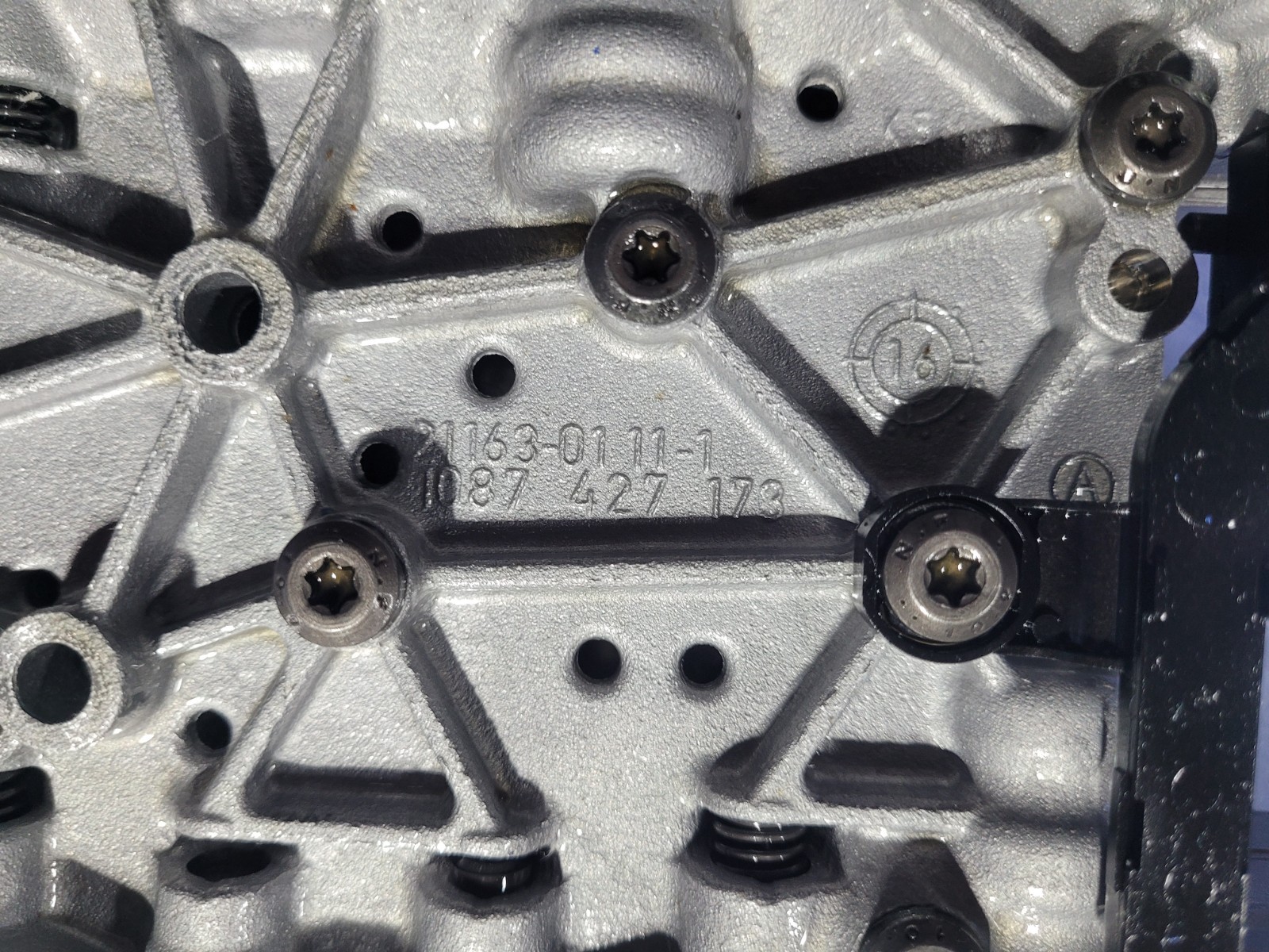 2014-2017 Maserati Ghibli 3.0L RWD - Transmission Valve Body and Mechatronics