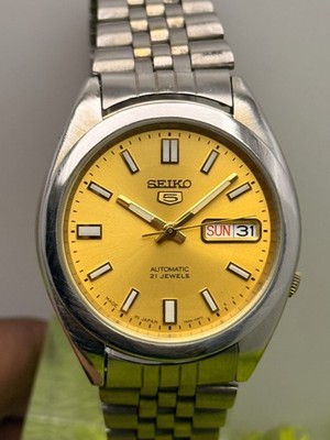 Vintage Seiko 7S26-02W0 Golden Dial 21J Day/Date Automatic Mens Watch JAPAN MADE