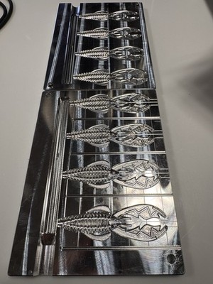Florida Bass Baits BILLY BEAVER Aluminum Hand Injection Bait Mold