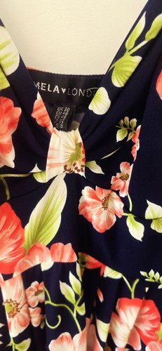 Mela London Curve Floral Maxi Dress Navy Blue Mix UK 20 EU 48 - Picture 6 of 9