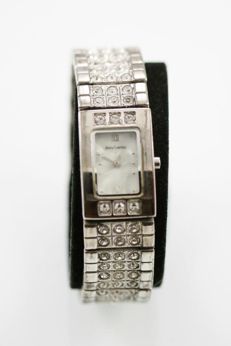 Daisy Fuentes Women Watch Stainless Silver Steel Battery Water Res
