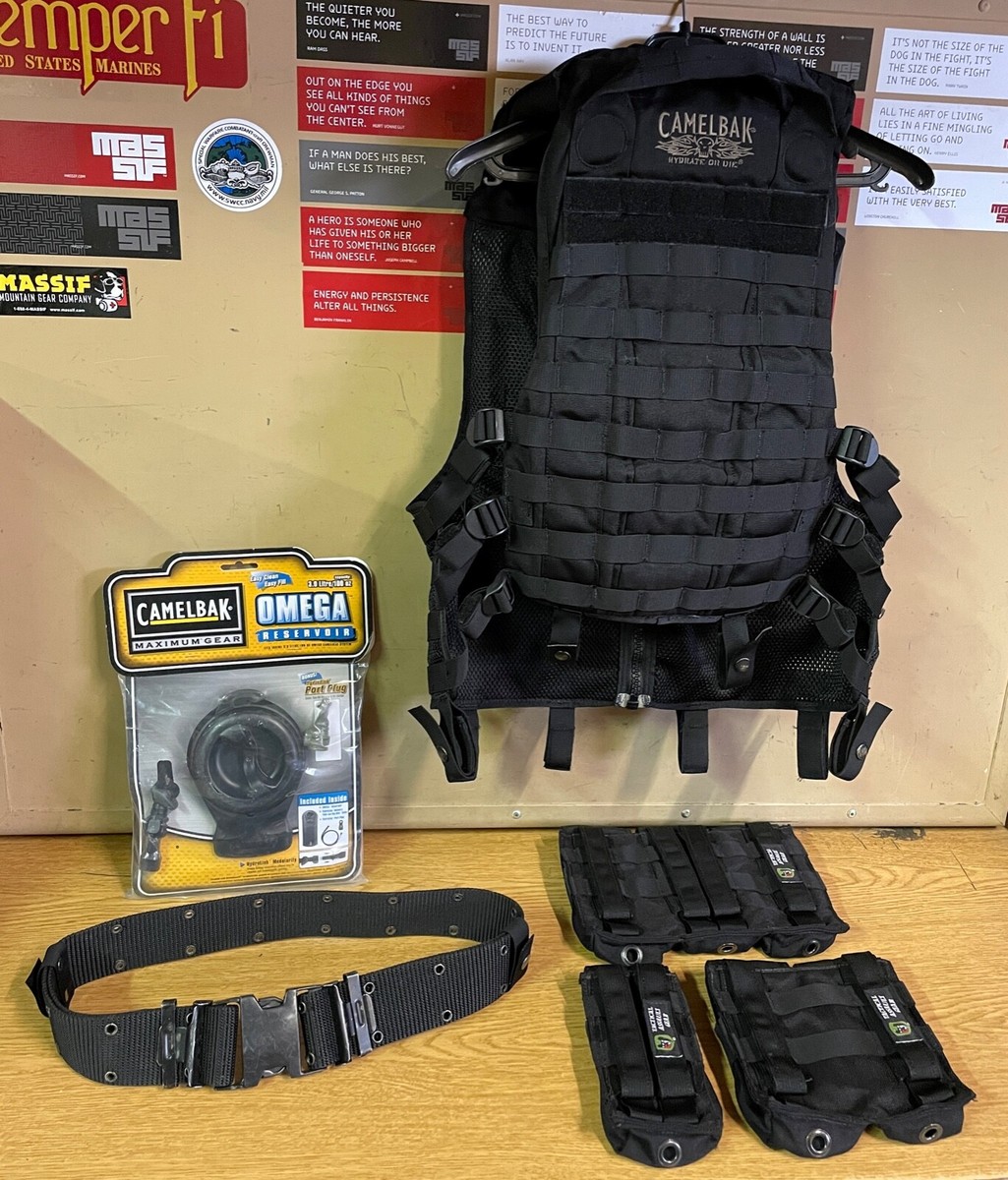 Camelbak Delta5 Carrier Vest おまけ付 GENUINE US ARMY SF / SWAT CAMELBAK DELTA-5 TACTICAL VEST BLACK +