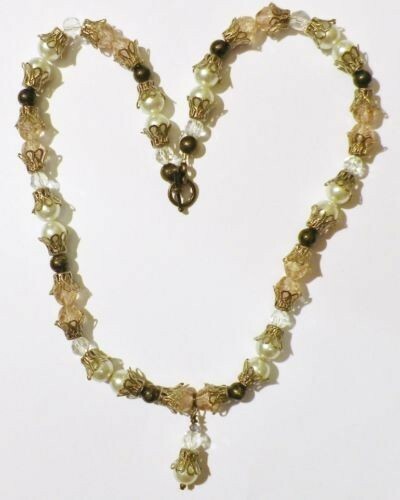 Collier Vintage Perle Bleue Avec Pampille En Forme De Poire - Bijou Rétro Gravé Or