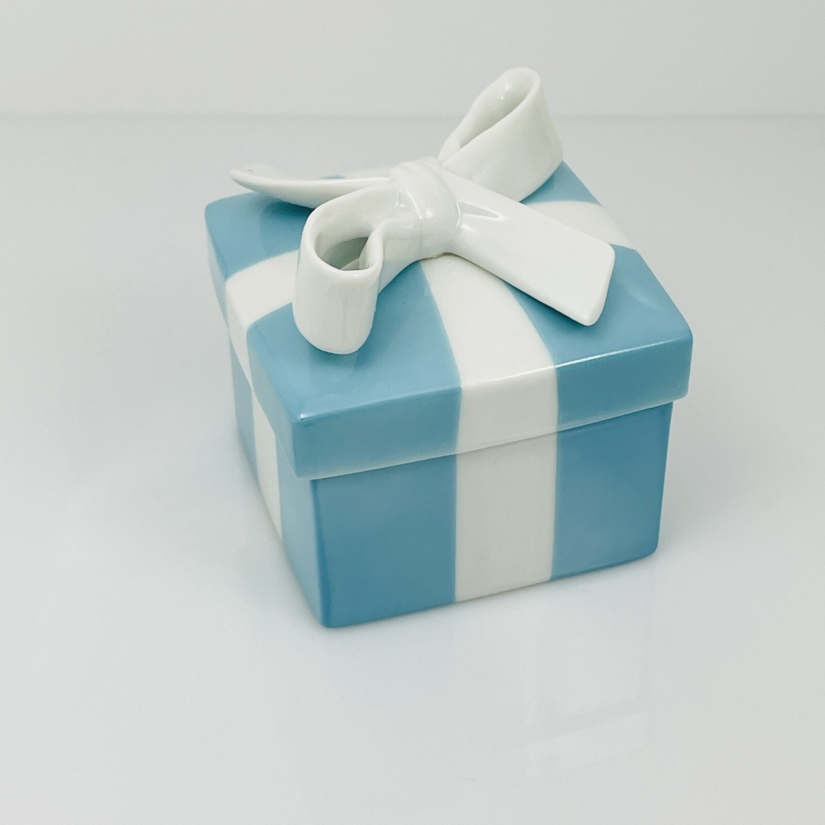 Tiffany & Co. 貯金箱 青と白 Tiffany & Co. 豚型貯金箱 ブルー