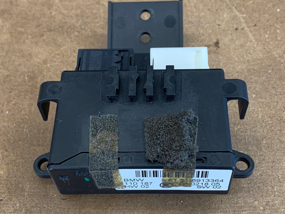 BMW 325i 325xi 330i 330xi 2001-2005 módulo de control de memoria de espejo OEM 61316913364 Foto 2 de 4