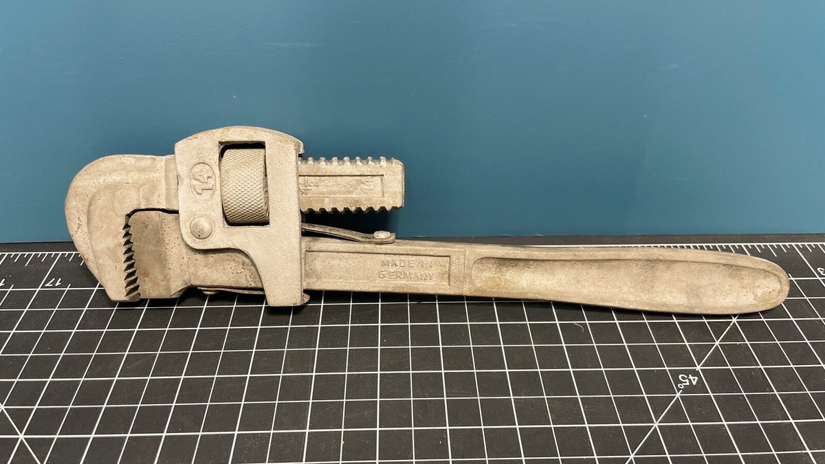 How to Clean Pipe Wrenches: Ultimate Guide
