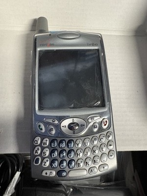 Palm Treo 650 Verizon Smartphone PDA QWERTY Vintage Retro Box & Battery 