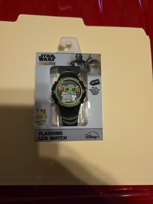 Disney Star Wars The Mandalorian Baby Yoda Grogu Digital Flashing LCD Watch kids