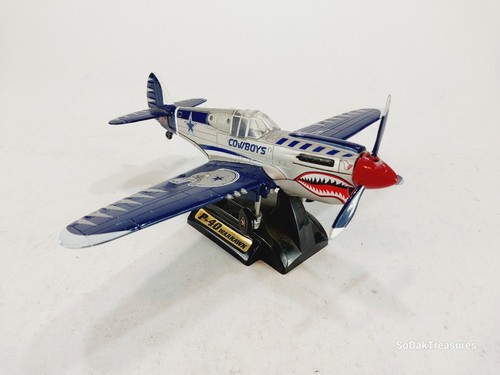 Dallas Cowboys NFL Fleer Collectibles Maßstab 1:48 P-40 Warhawk