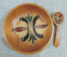 Vintage Hand Painted Toleware Handcrafted Folk Art 8" Wood Bowl w Matching Spoon