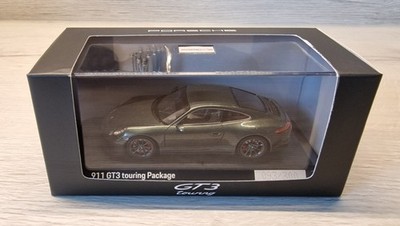 Porsche 911 GT3 Touring Package (991.2) Oak Grün Metallic 1:43 WAX02020077
