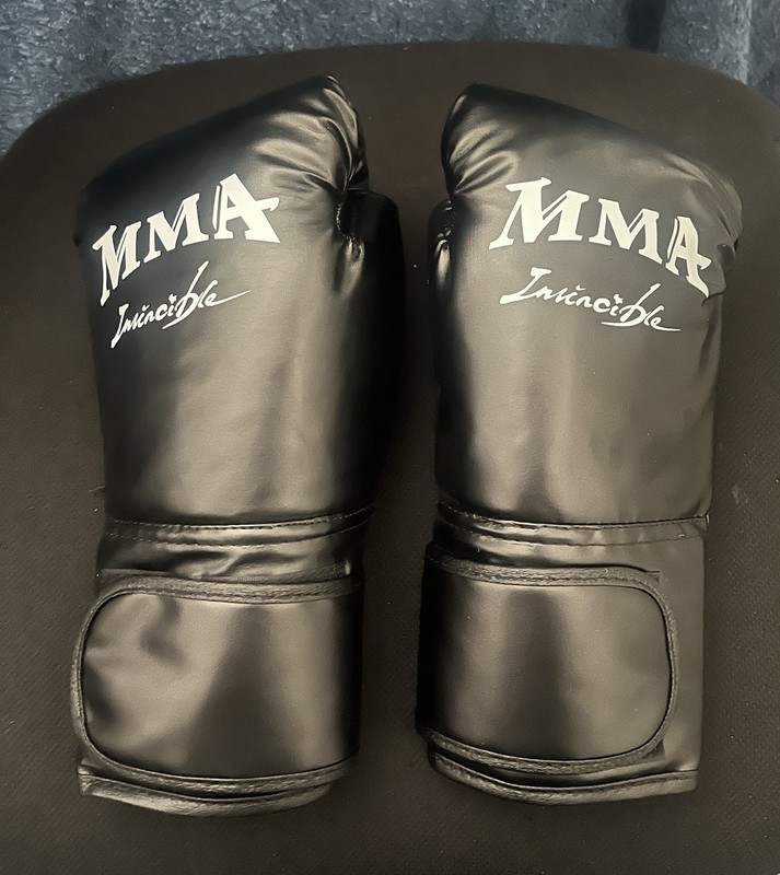 Invincible MMA Sparring Gloves Pair, Black Martial Arts Training Gloves