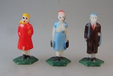3 verschiedene Figuren Duroplast auch für Spur 00 31 mm um 1940 (91623)