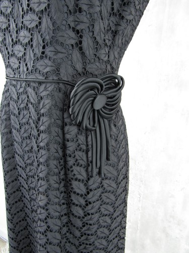 Vintage 50s 60s Black Cotton Embroidered Eyelet Sheath Dress M/L 40" bust - Picture 3 of 6
