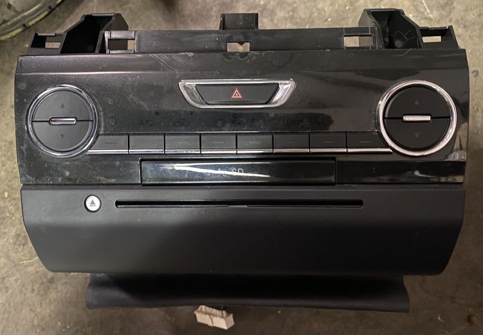 14-17 Maserati Ghibli Radio Stereo Audio Receiver CD Player Head Unit Module OEM