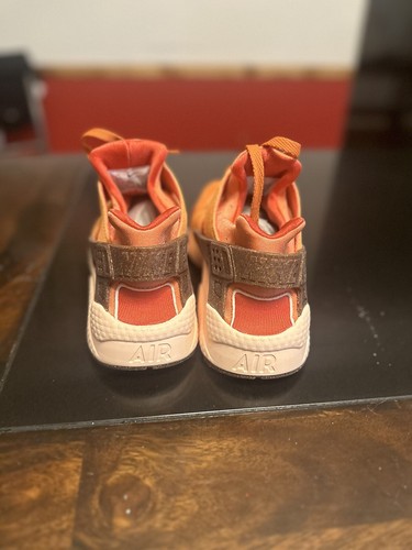 Nike Air Huarache NH Earthscape Turf Orange Size 7.5 Limited Edition - Picture 5 of 6