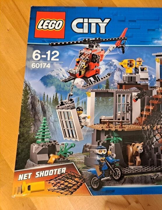 City Police Lego Sets City 60174 Lego 60174 Toys R Us LEGO 60174