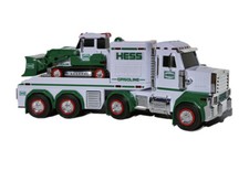 HESS Toy Truck and Tractor 2013, New