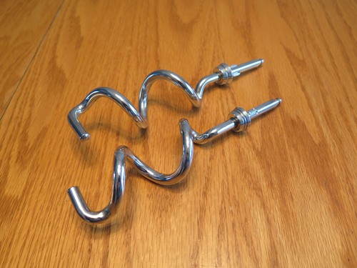 Vintage 7 1/2” SUNBEAM MIXMASTER Replacement Dough Hooks Beaters - Nice!