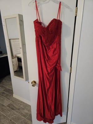 Junior's Red Amelia Couture Formal Wear Dress