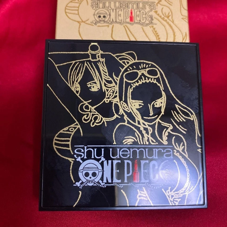 Shu Uemura ✖ One Piece Fearless Crew Highlighter Gold Feast Nami Robin Japón Foto 2 de 4