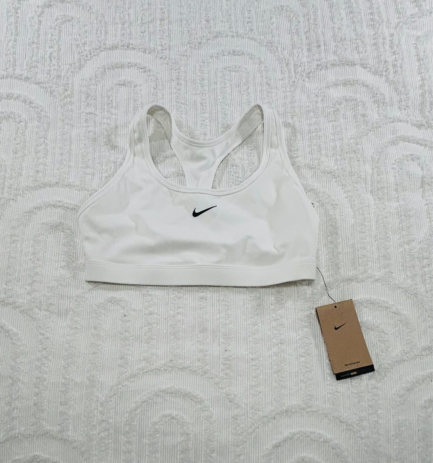NIKE Women's Swoosh Light Support Bra DX6817-100 Medium NWT O-444 thumbnail 5