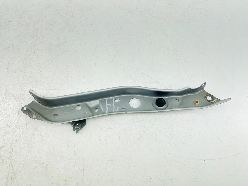 Soporte de montaje de faro delantero izquierdo Lexus CT200h 2011-2014 FL OEM Foto 4 de 4