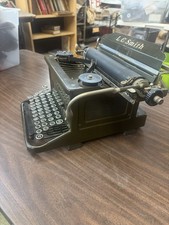 Antique L. C. Smith  Corona Silent 8 11 Manual Typewriter Green thumbnail