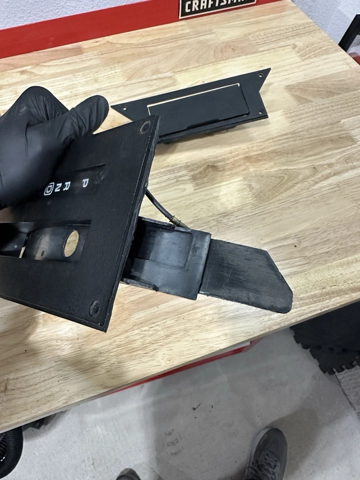 1982-1992 Chevrolet Camaro Z28 IROC-Z auto trans shift plate shifter plate - Image 4 of 4