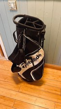 TaylorMade Stand Bag – 4-way divider + Free 27x Golf balls + Free club brush